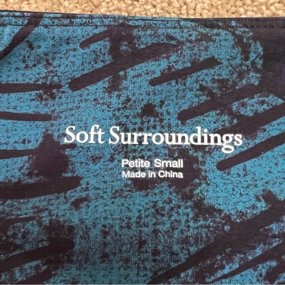 Soft Surroundings Abstract Leggings - Picture 6 of 7